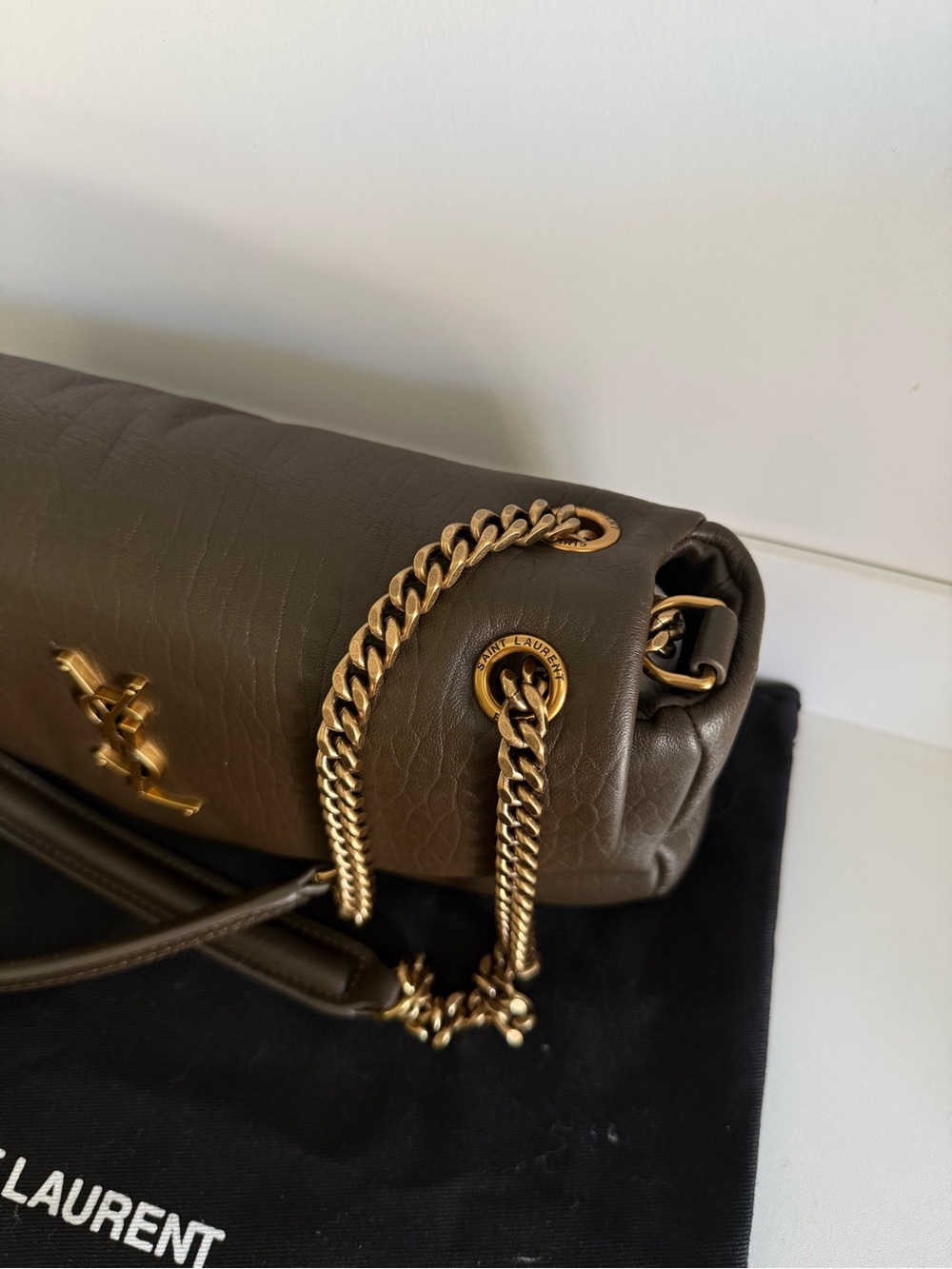 Saint Laurent Calypso Large Shoulder Bag - Picture 2 of 5